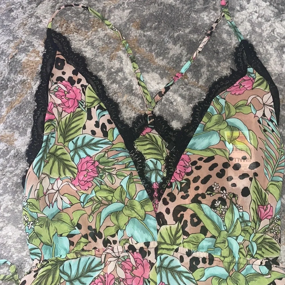 🟢 INC Tropical Jungle leopard bodysuit size Small - Picture 3 of 8